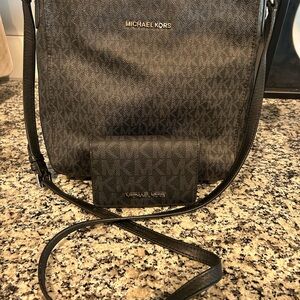 Michael Kors Jet Set Crossbody Bag and Wallet
